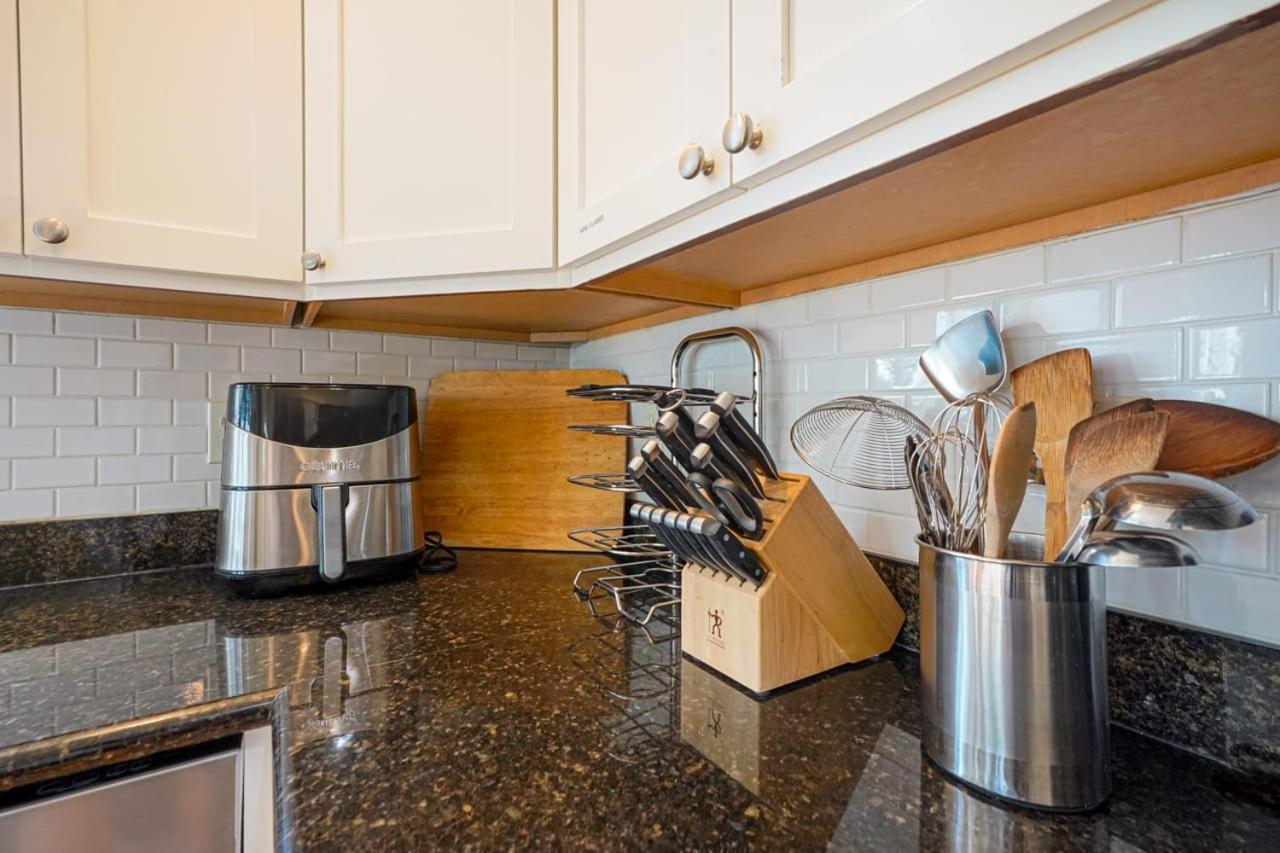 Stylish North Seattle Townhouse- Dual Master Suites Extérieur photo