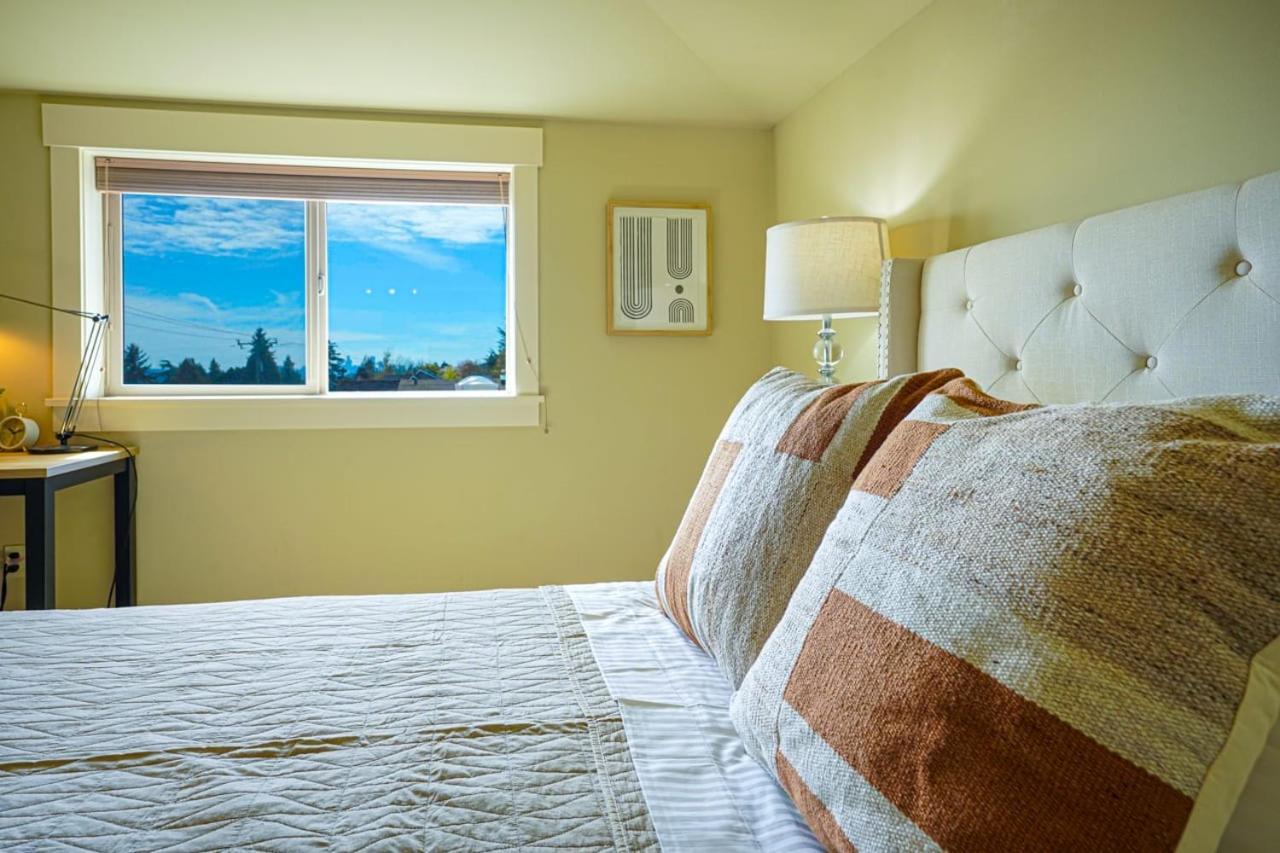 Stylish North Seattle Townhouse- Dual Master Suites Extérieur photo